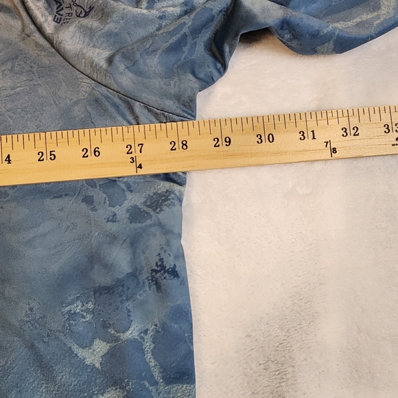 Magellan Outdoors Long Sleeve Fishing Shirt, Blue/Green Ombre, Size 2XL, Flawed - Picture 5 of 7